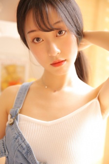 宇都宫紫苑在线乳xfplay